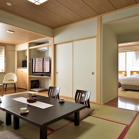 Hotel Tsubakino Yamanouchi  Exteriör bild