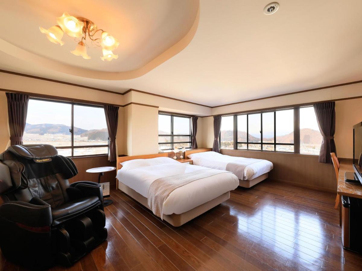 Hotel Tsubakino Yamanouchi  Rum bild