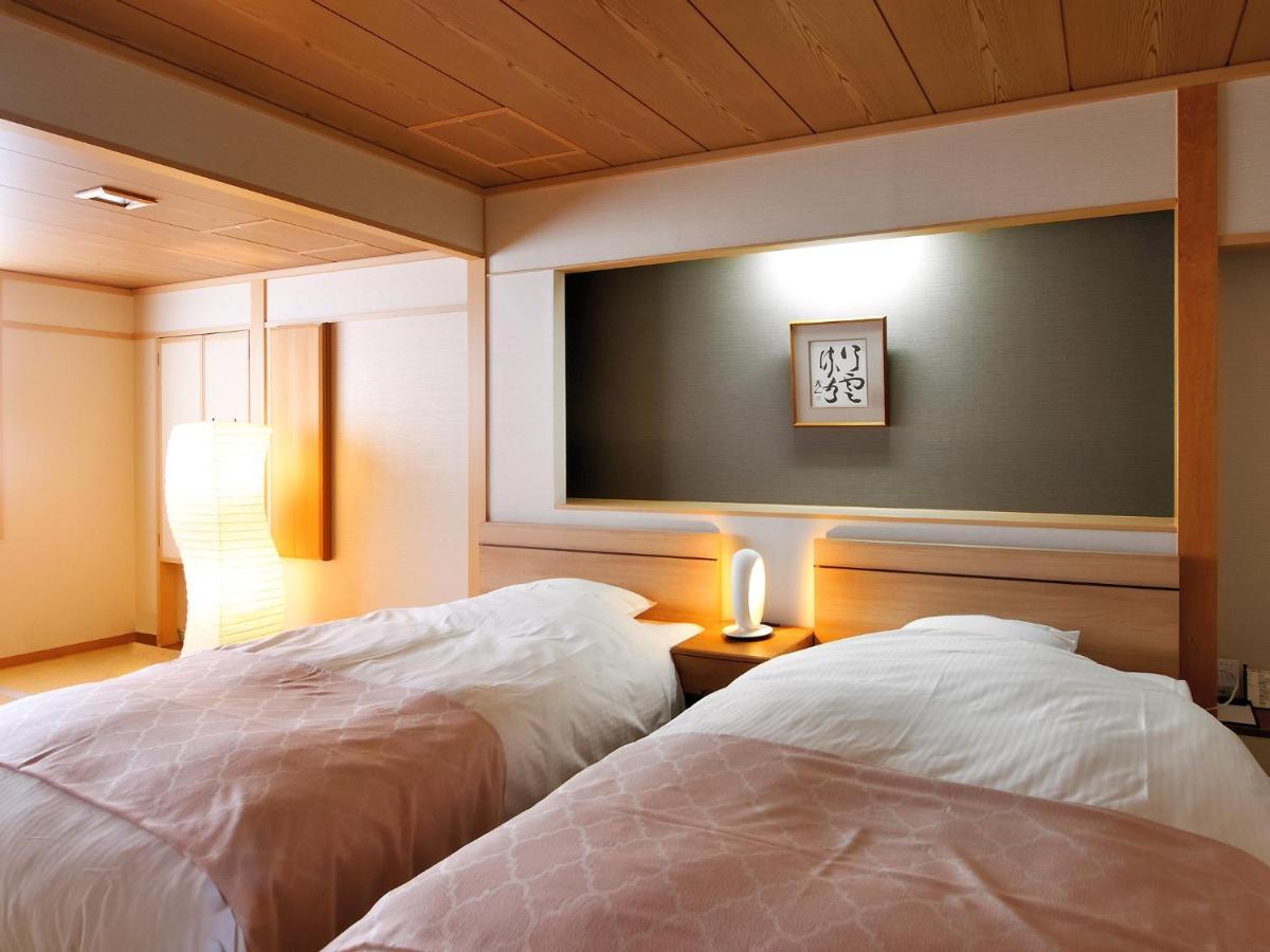 Hotel Tsubakino Yamanouchi  Exteriör bild